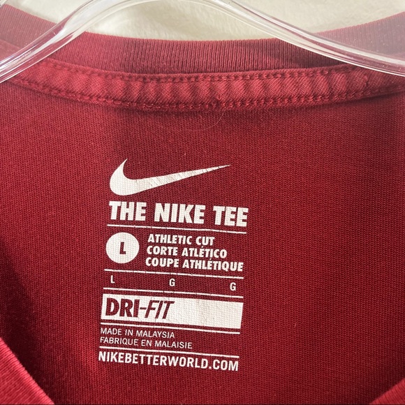 Nike Shirt Adult Large Red White Spell Out Swoosh Logo Size Large EUC - Picture 2 of 3